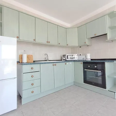 Apartment Colina *