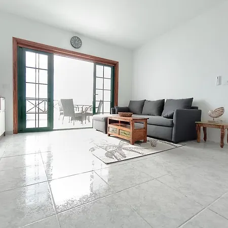 Apartment Colina *