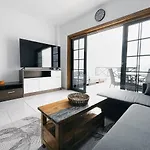 Colina شقة